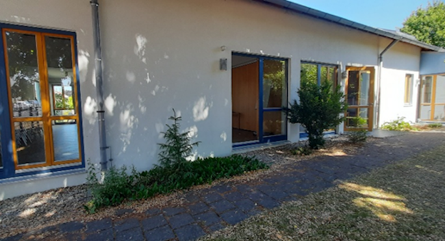 Ostseite Gemeindehaus