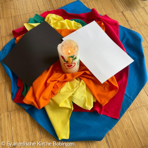 Kirche Kunterbunt - gestaltete Mitte